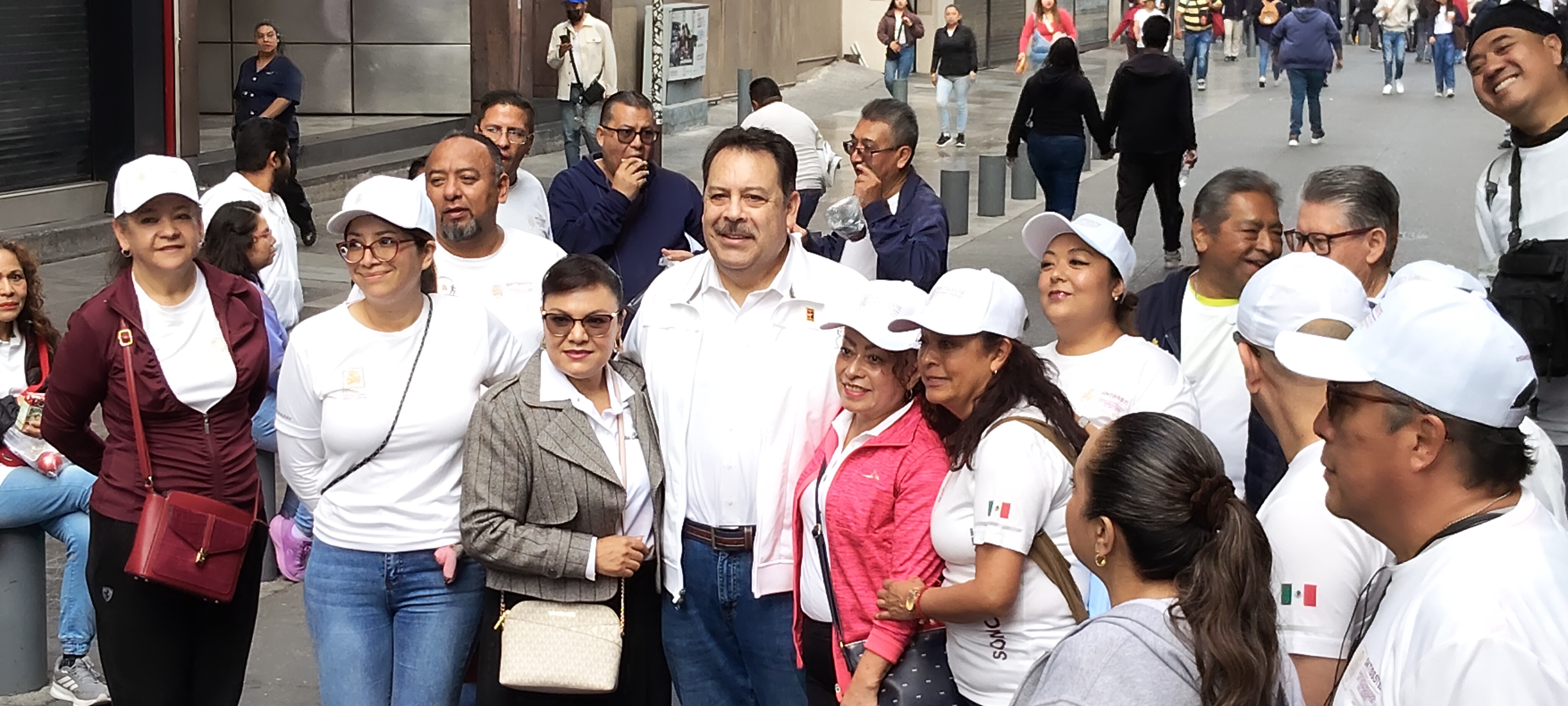 Asamblea informativa de la presidenta Claudia Sheinbaum Pardo en el Zócalo de la Ciudad de México 